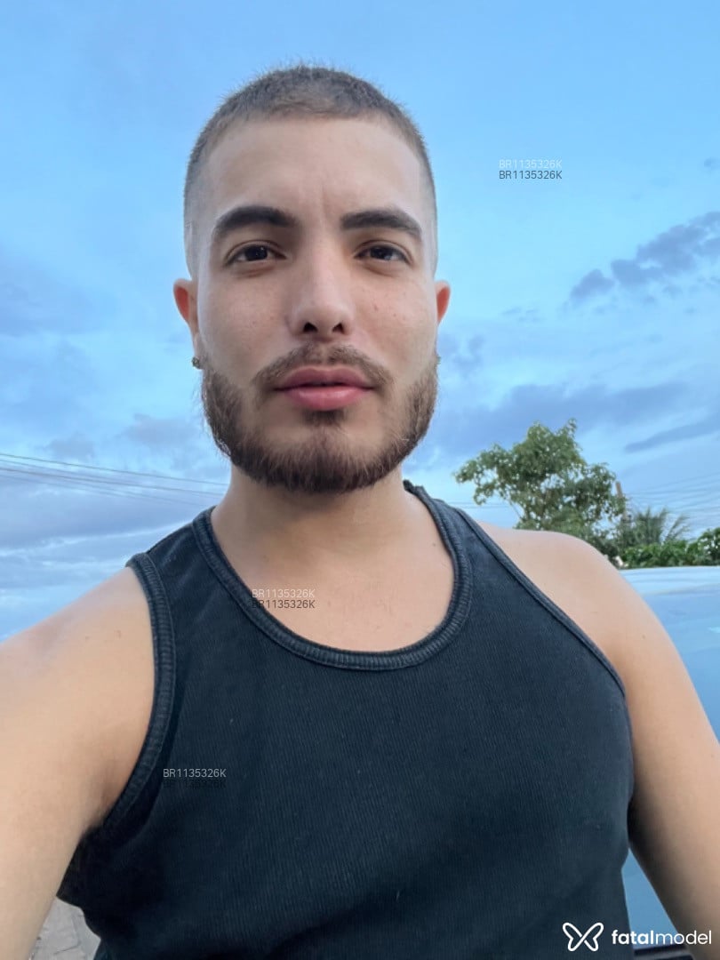 Acompanhante homem com cabelo castanho de olhos castanhos em Presidente Prudente Acompanhante homem com cabelo castanho de olhos castanhos em Presidente Prudente - Gregorio Sampaio
