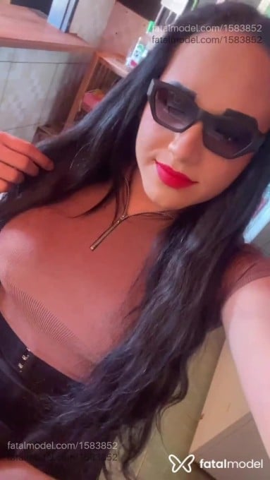 Acompanhante mulher trans morena (o) de olhos castanhos em Gaúcha do Norte - Yzabela Brandao