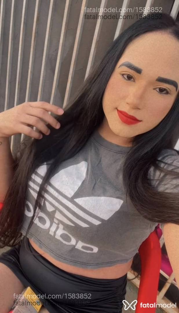 Acompanhante mulher trans morena (o) de olhos castanhos - Yzabela Brandao