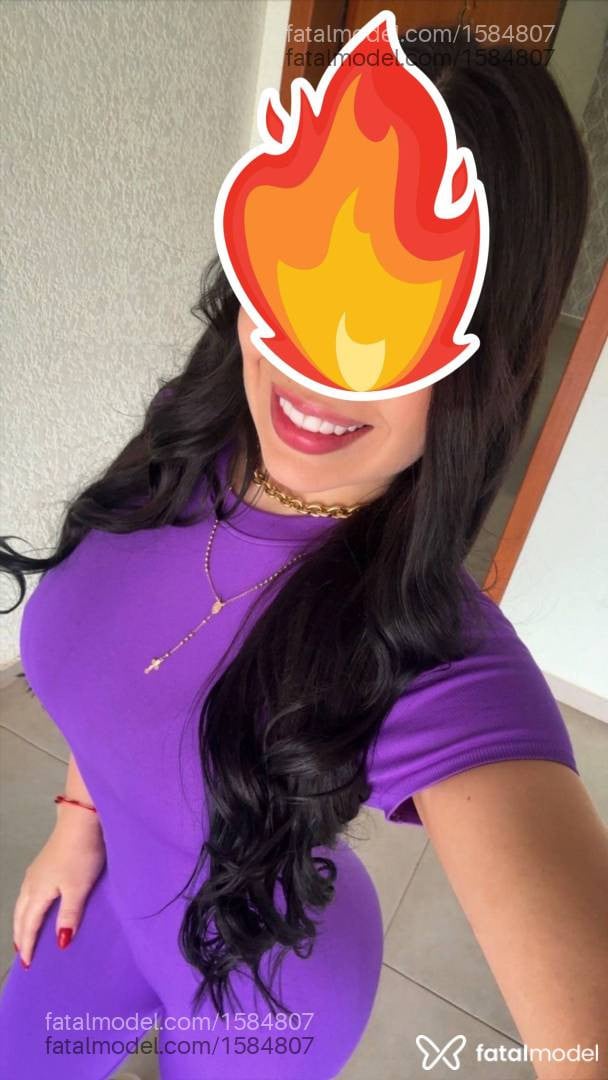 Acompanhante mulher morena (o) de olhos verdes - SOFIA