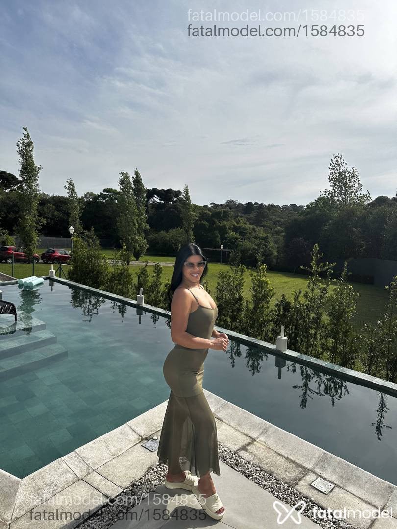 Acompanhante mulher morena (o) de olhos castanhos em Realeza - Valentina