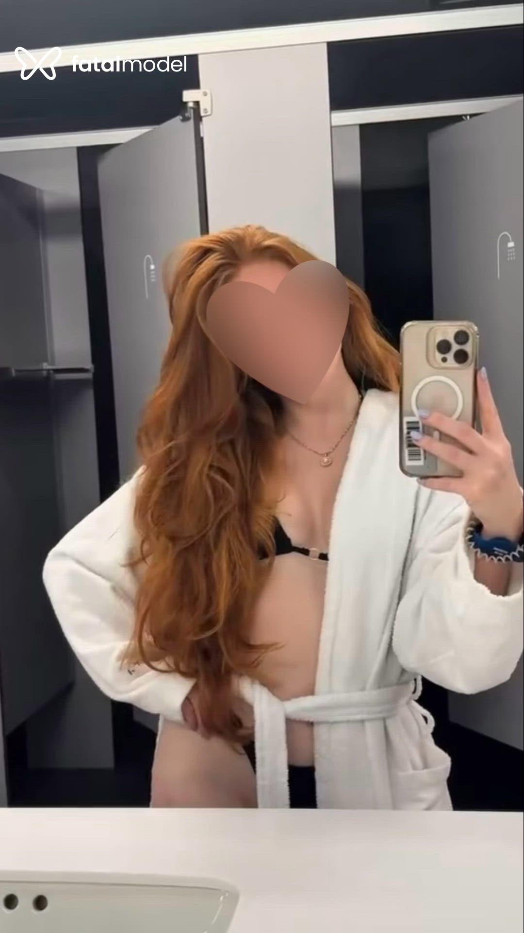Acompanhante mulher ruiva (o) de olhos castanhos - Lara Sophia