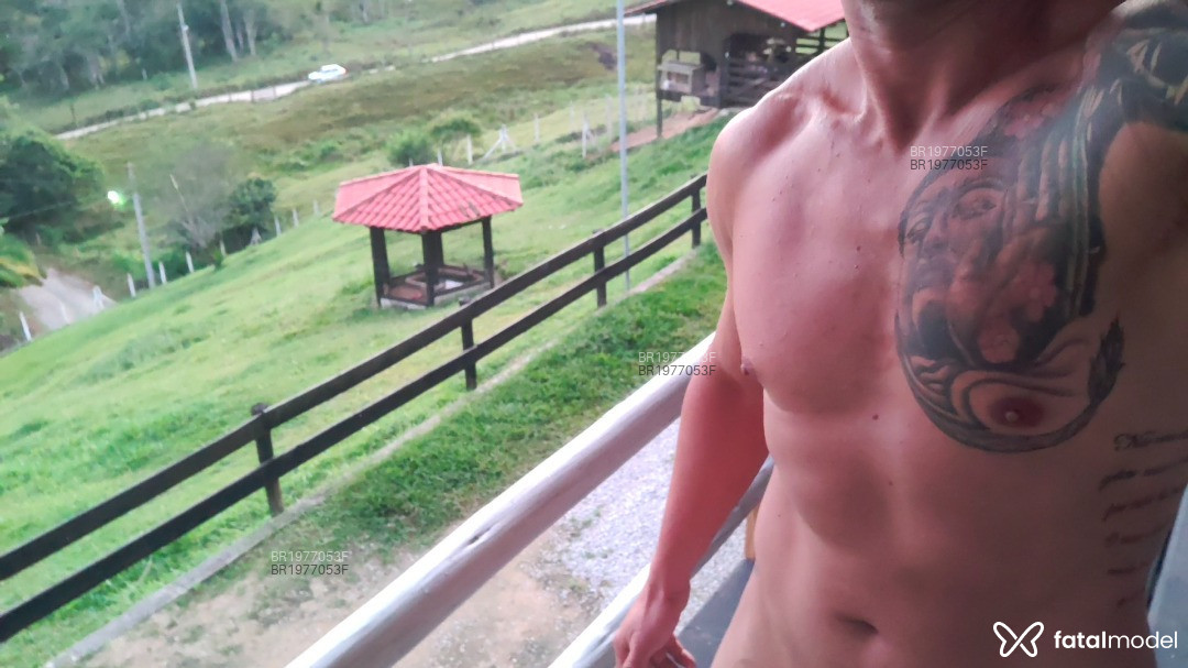 Acompanhante homem com cabelo castanho de olhos castanhos em Florianópolis - Fernando