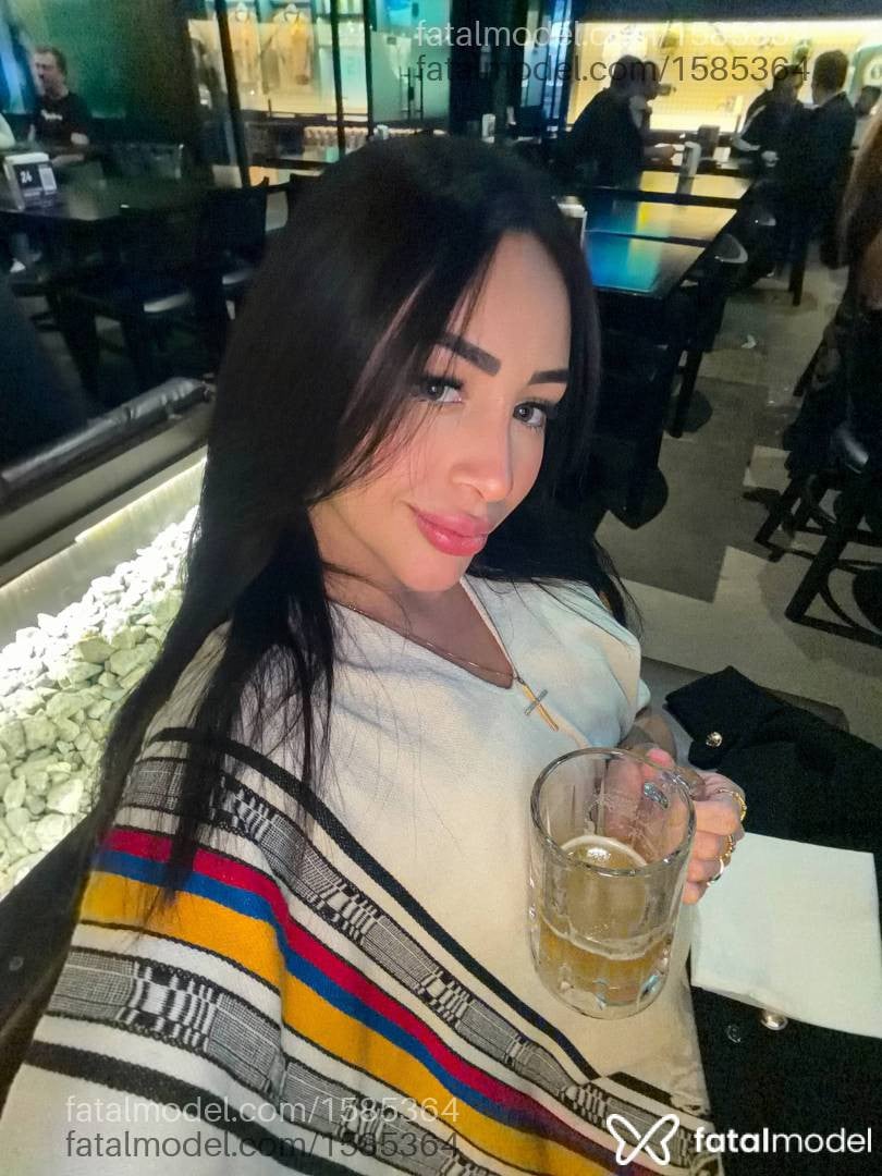 Acompanhante mulher morena (o) de olhos castanhos em Maringá - Laura