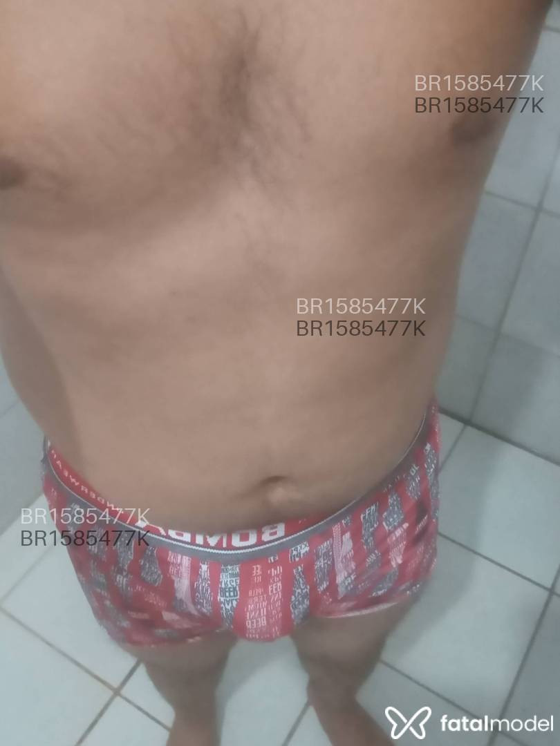 Acompanhante homem com cabelo castanho de olhos castanhos em Porto Velho Acompanhante homem com cabelo castanho de olhos castanhos em Porto Velho - Clau fer