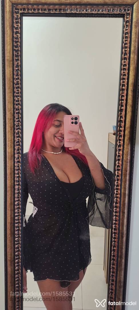 Acompanhante mulher ruiva (o) de olhos castanhos - Lorrayne Piment