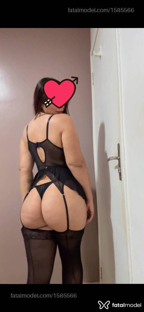 Acompanhante mulher morena (o) de olhos castanhos - Alicya