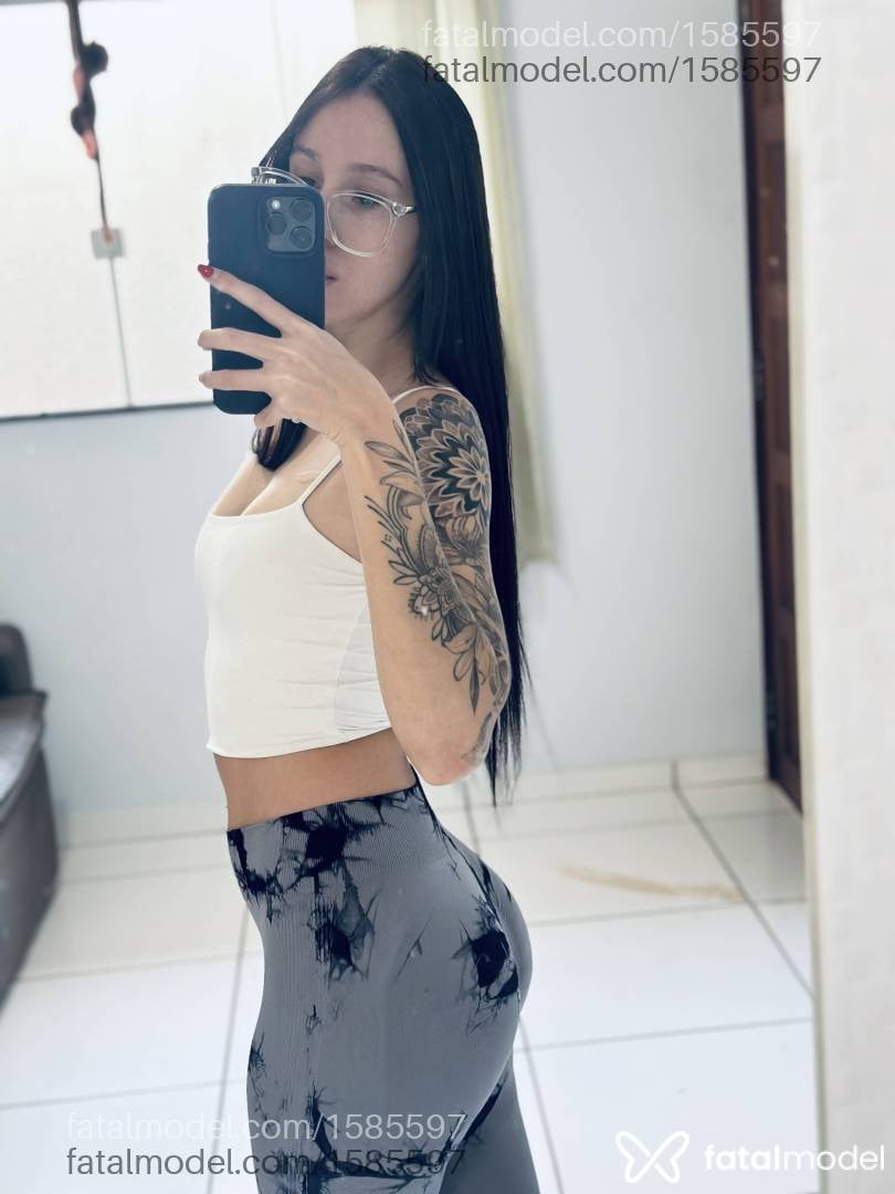 Acompanhante mulher morena (o) de olhos castanhos em Umuarama - Lavinia Borges