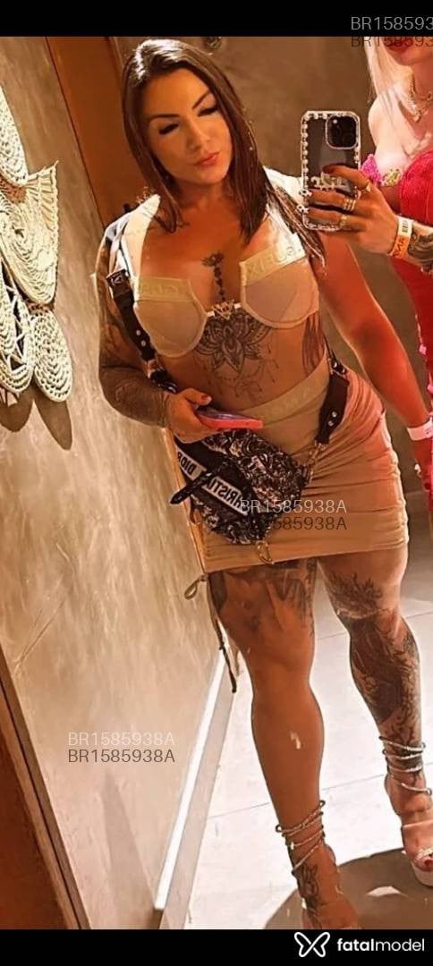 Acompanhante mulher com cabelo castanho de olhos castanhos em São José - Ayla tayná