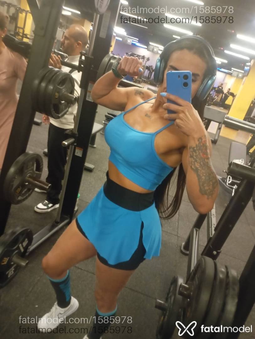 Acompanhante travesti com cabelo castanho de olhos castanhos em São José do Rio Preto - Danielle Senna