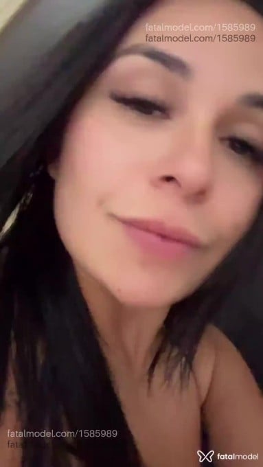 Acompanhante mulher morena (o) de olhos pretos em Pindamonhangaba - Julia