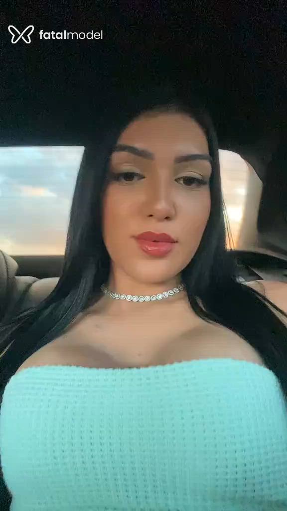 Acompanhante mulher com cabelo castanho de olhos castanhos - Jade Ferrari