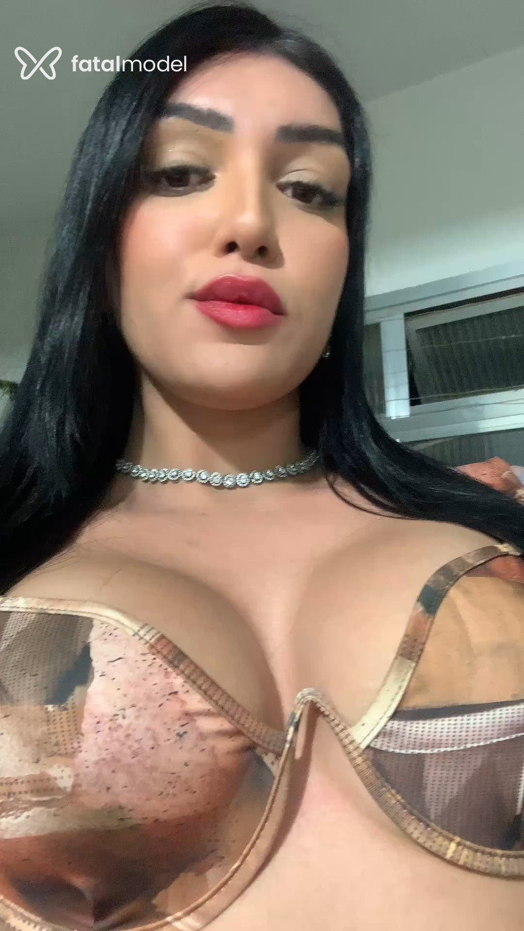 Acompanhante mulher com cabelo castanho de olhos castanhos - Jade Ferrari