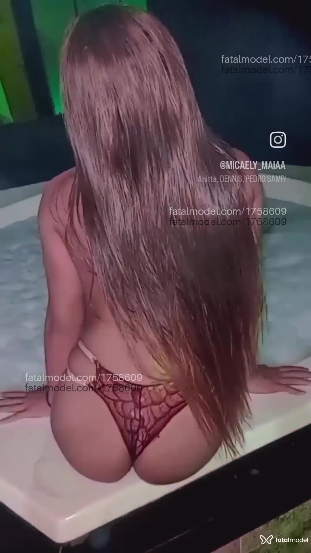 Acompanhante mulher trans com cabelo castanho de olhos castanhos em Fernandópolis Acompanhante mulher trans com cabelo castanho de olhos castanhos em Fernandópolis - Mirella