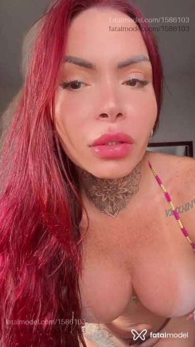 Acompanhante mulher trans ruiva (o) de olhos castanhos em Cabo Frio - Arielle garcez