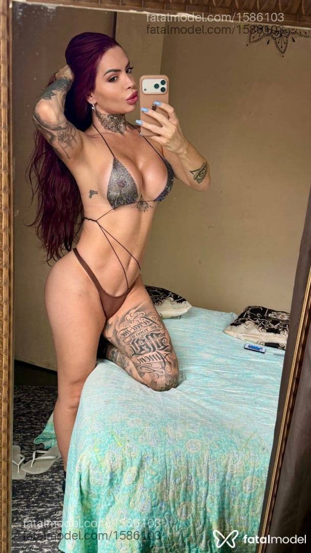 Acompanhante mulher trans ruiva (o) de olhos castanhos em Cabo Frio - Arielle garcez