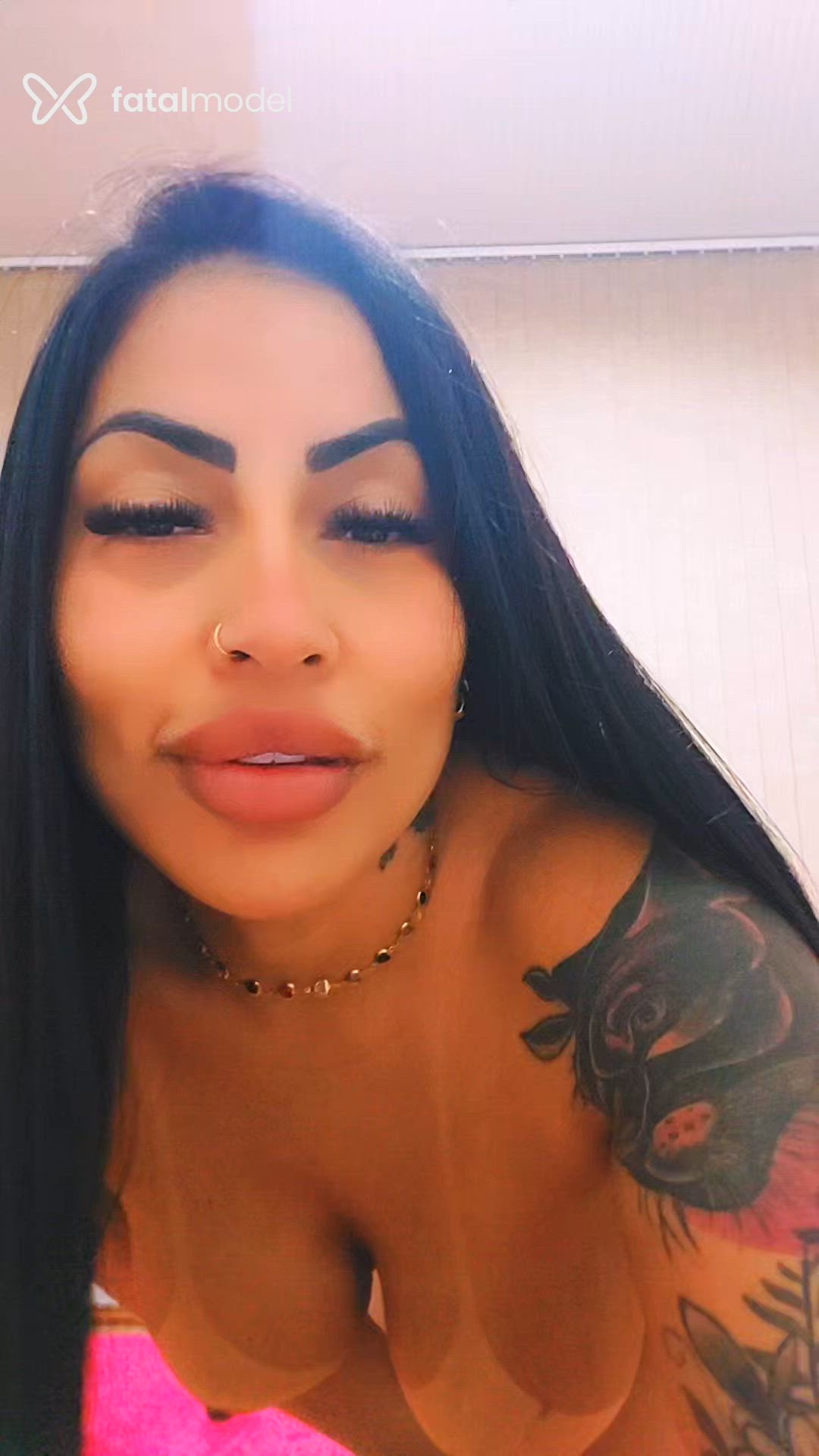 Acompanhante mulher morena (o) de olhos castanhos em Canoas Acompanhante mulher morena (o) de olhos castanhos em Canoas - Luana scheper