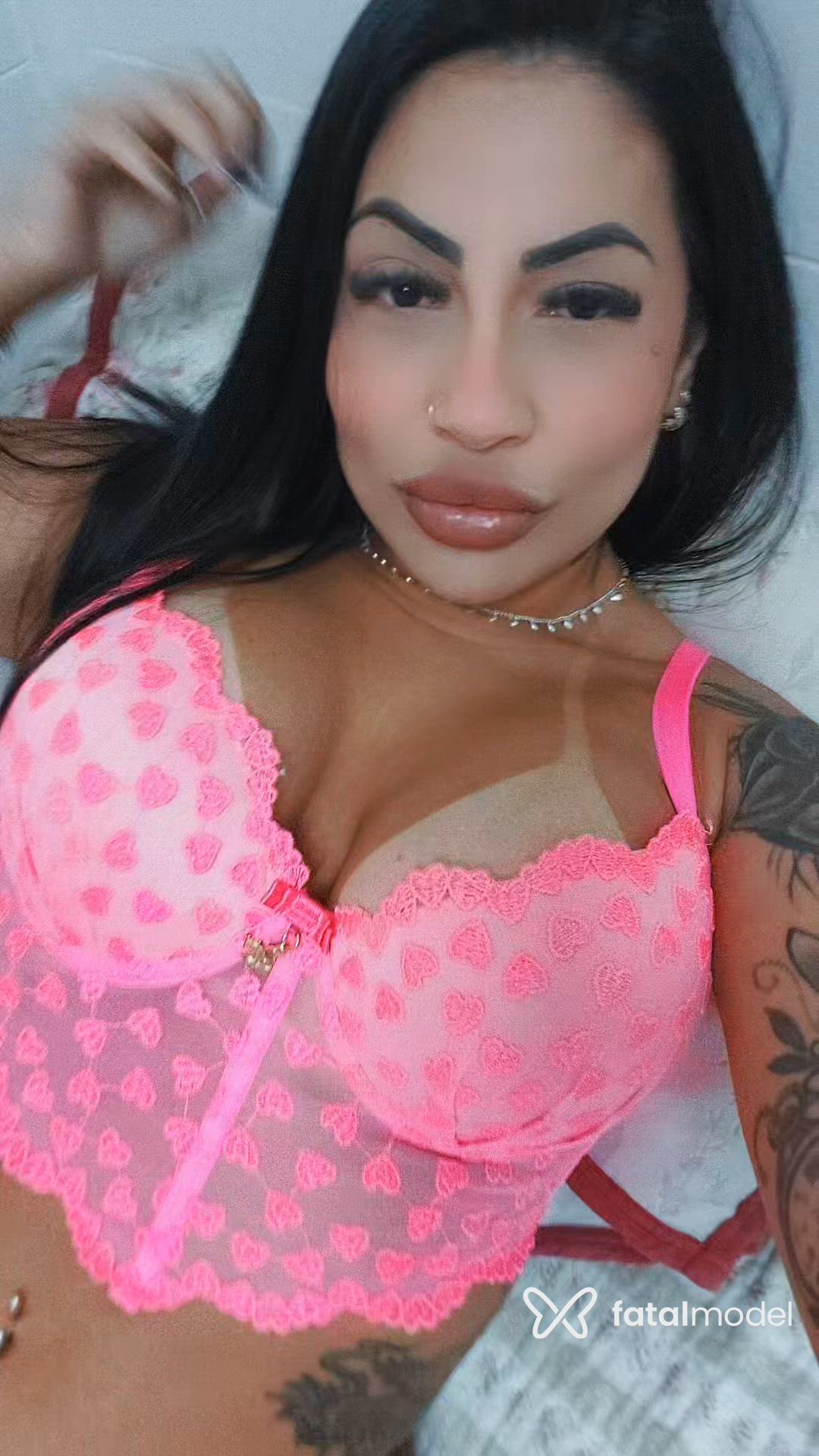 Acompanhante mulher morena (o) de olhos castanhos - Luana scheper Acompanhante mulher morena (o) de olhos castanhos - Luana scheper
