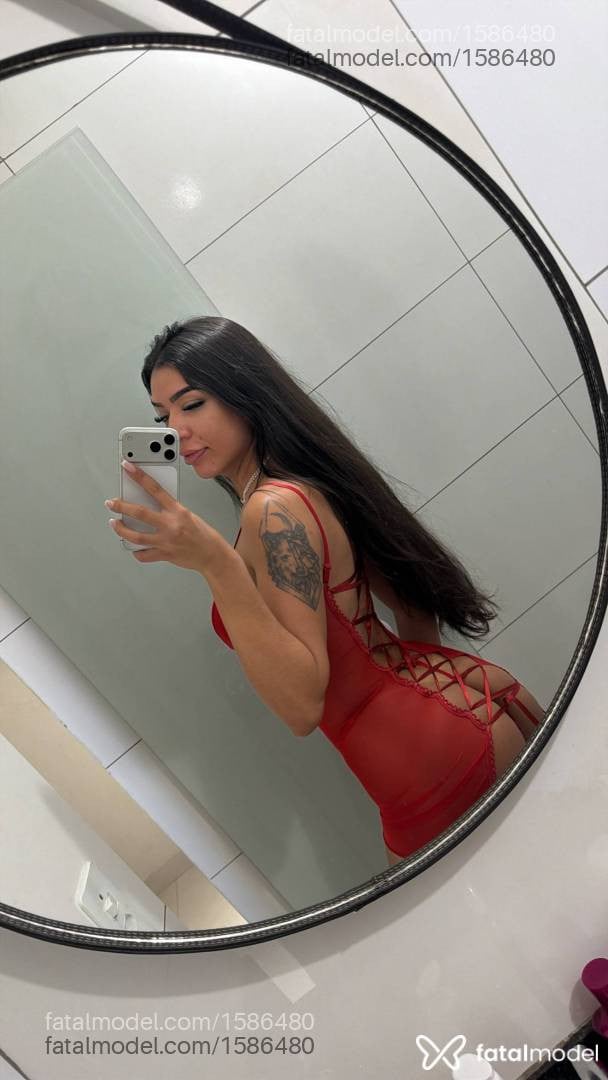 Acompanhante mulher morena (o) de olhos pretos em Governador Valadares - Gabii