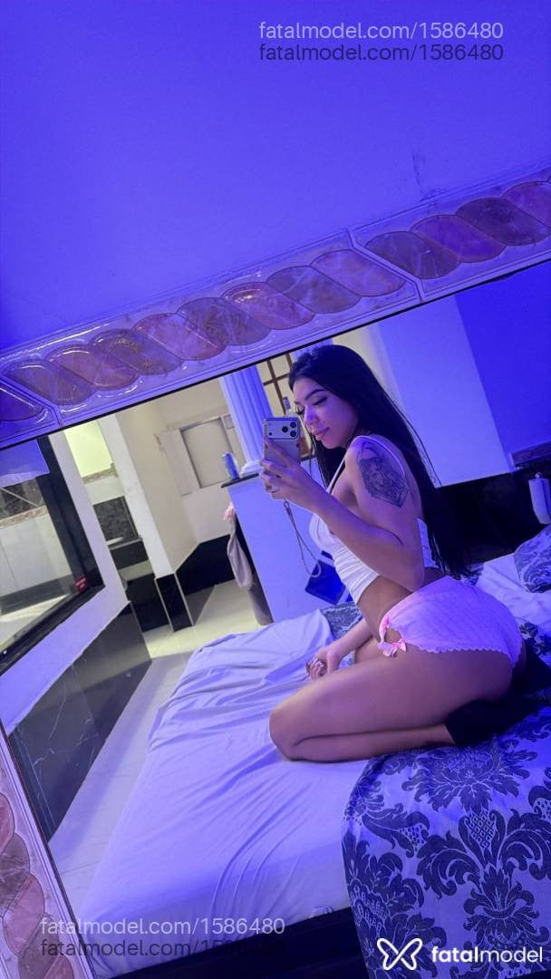 Acompanhante mulher morena (o) de olhos pretos - Analu