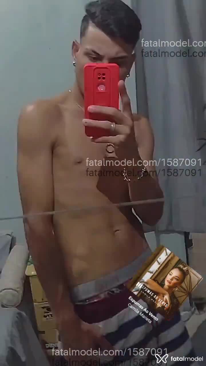 Acompanhante homem morena (o) de olhos pretos em São José dos Campos - Breno