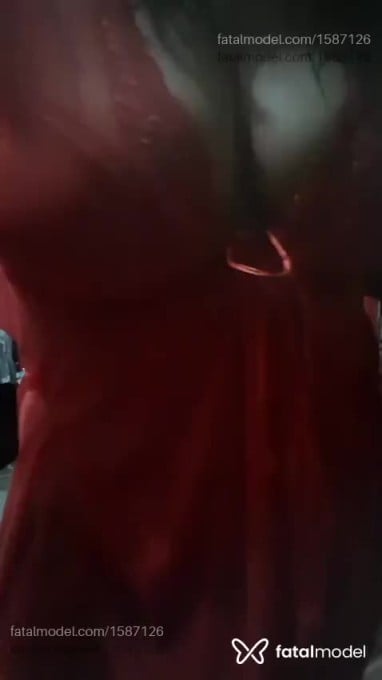 Acompanhante mulher com cabelo castanho de olhos castanhos em Volta Redonda Acompanhante mulher com cabelo castanho de olhos castanhos em Volta Redonda - Mirella