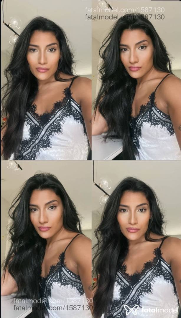 Acompanhante mulher trans morena (o) de olhos castanhos - Stella Acompanhante mulher trans morena (o) de olhos castanhos - Stella
