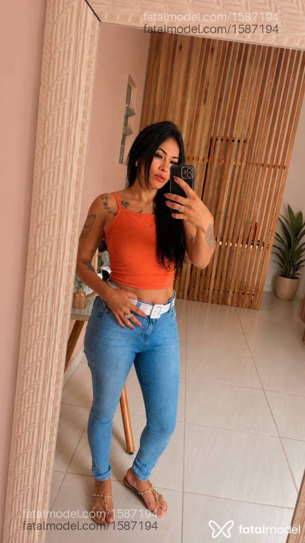 Acompanhante mulher morena (o) de olhos mel - Sheila Ferraz