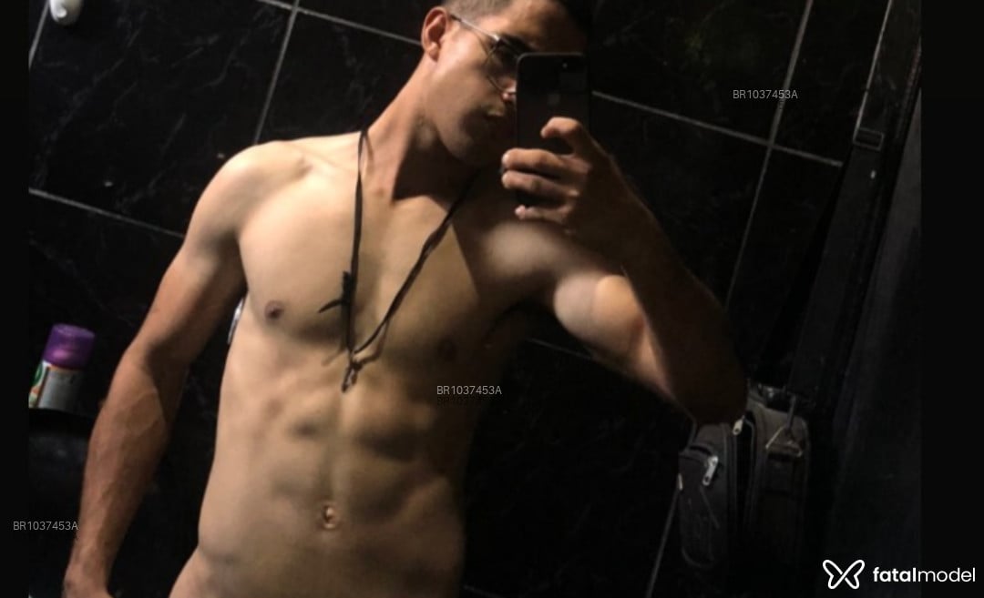Acompanhante homem morena (o) de olhos pretos em Itapema - Detetiveparticular