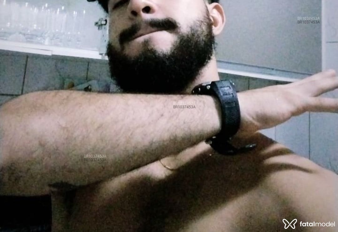 Acompanhante homem morena (o) de olhos pretos em Itapema - Detetiveparticular