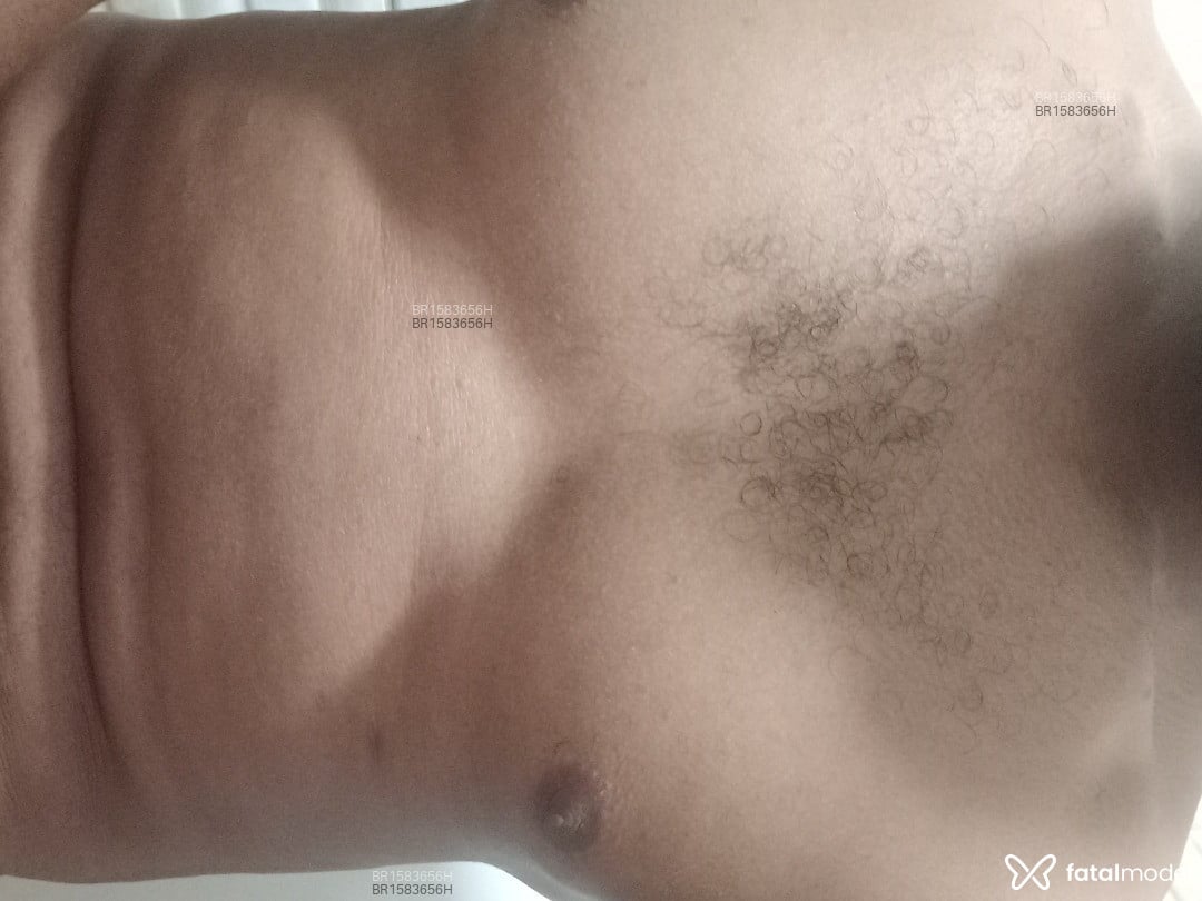 Acompanhante homem morena (o) de olhos pretos em Rio das Ostras - Leo bahia