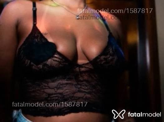 Acompanhante mulher com cabelo castanho de olhos castanhos em Rio das Ostras - Rayssa