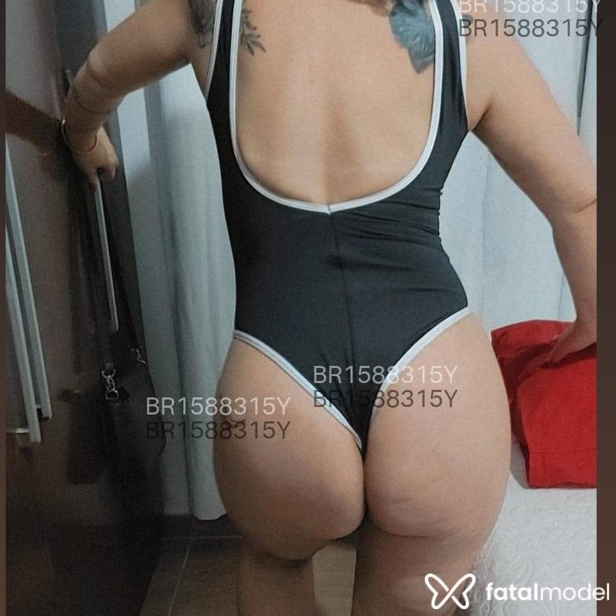 Acompanhante mulher morena (o) de olhos castanhos em Balneário Camboriú - NuRuMaSSaGisTa