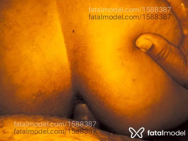 Acompanhante mulher morena (o) de olhos castanhos - Pérola Negra