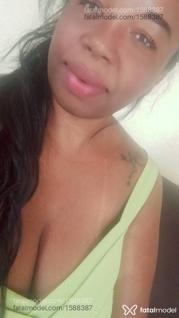 Acompanhante mulher morena (o) de olhos castanhos em Governador Valadares - Pérola Negra
