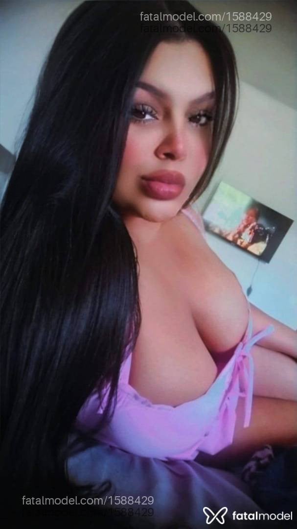 Acompanhante mulher morena (o) de olhos mel em Maringá - Camila Motosserra