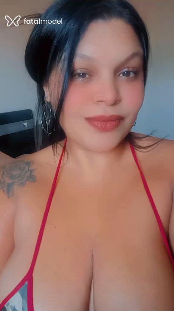 Acompanhante mulher morena (o) de olhos mel em Cianorte Acompanhante mulher morena (o) de olhos mel em Cianorte - Camila Motosserra