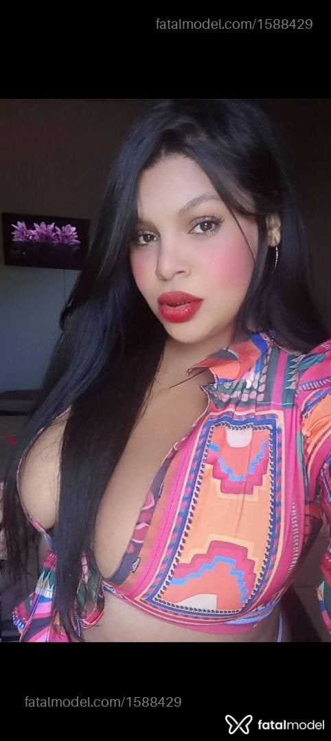 Acompanhante mulher morena (o) de olhos mel - Camila Motosserra