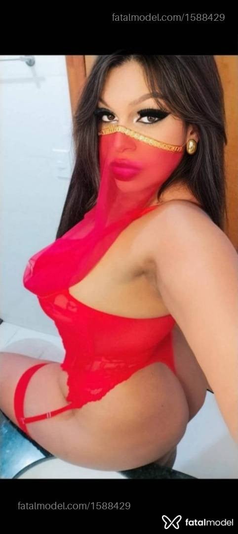 Acompanhante mulher morena (o) de olhos mel - Camila Motosserra