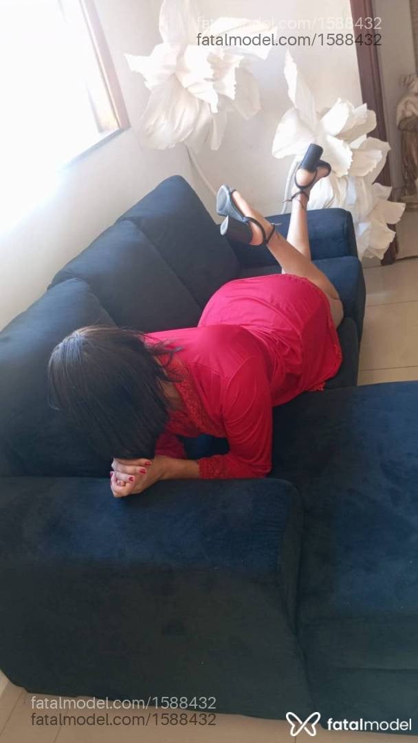 Acompanhante mulher morena (o) de olhos castanhos em Lins - Latifa