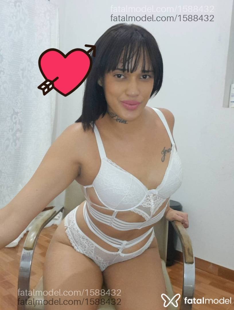 Acompanhante mulher morena (o) de olhos castanhos - Latifa
