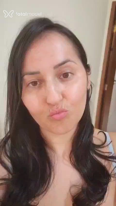 Acompanhante mulher com cabelo castanho de olhos castanhos - Karina