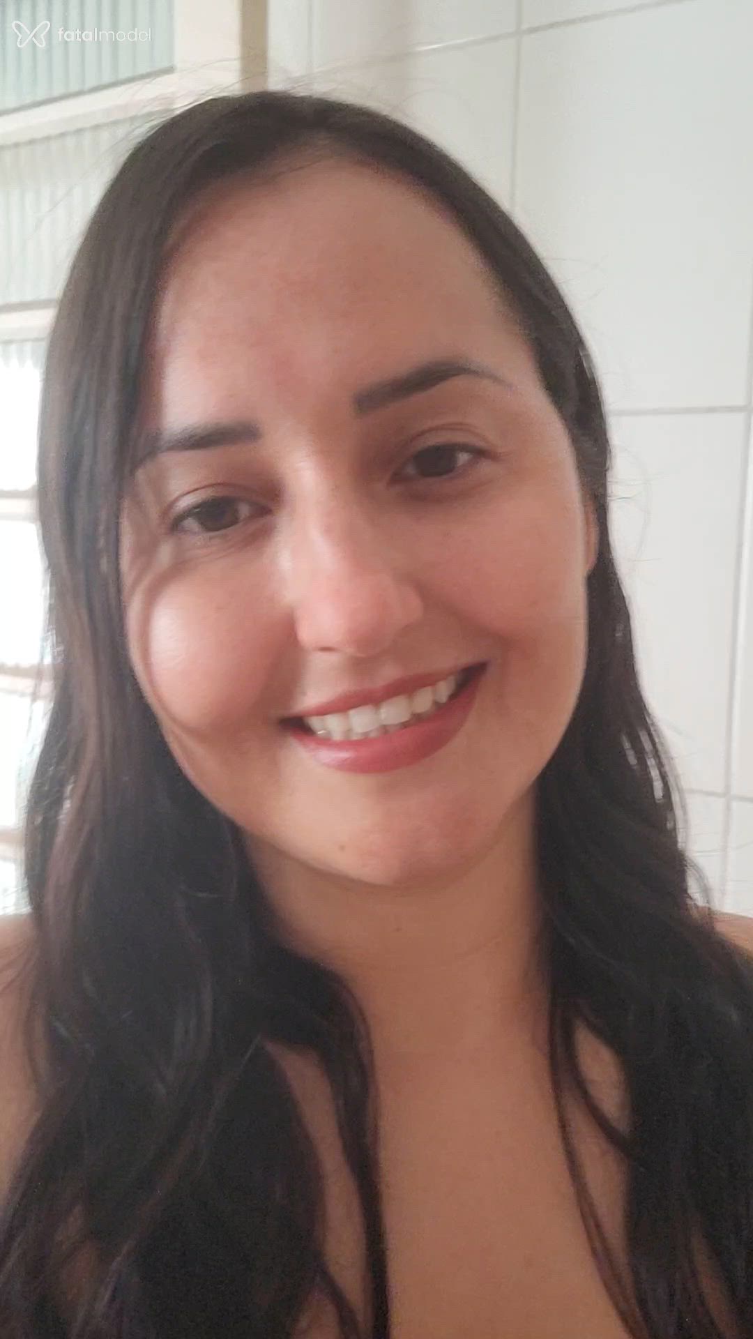 Acompanhante mulher com cabelo castanho de olhos castanhos - Karina