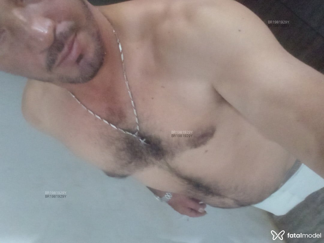 Acompanhante homem morena (o) de olhos castanhos em Virtual Acompanhante homem morena (o) de olhos castanhos em Virtual - Mayke