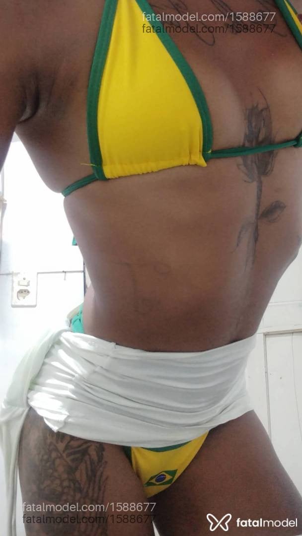 Acompanhante travesti morena (o) de olhos castanhos em Governador Valadares Acompanhante travesti morena (o) de olhos castanhos em Governador Valadares - Pamella