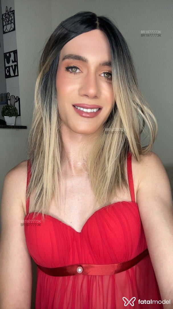 Acompanhante mulher trans loira (o) de olhos verdes em Bauru Acompanhante mulher trans loira (o) de olhos verdes em Bauru - Yasmin Lopes