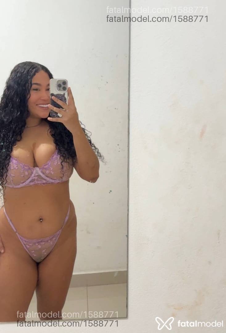 Acompanhante mulher morena (o) de olhos castanhos em Alfenas - Stefany