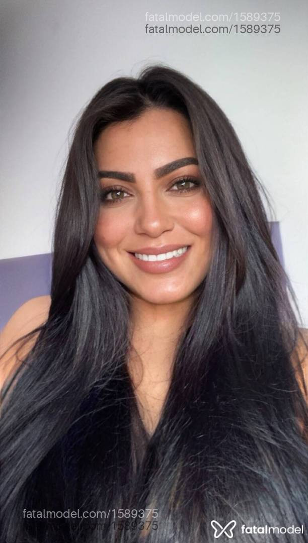 Acompanhante mulher morena (o) de olhos castanhos - Carol