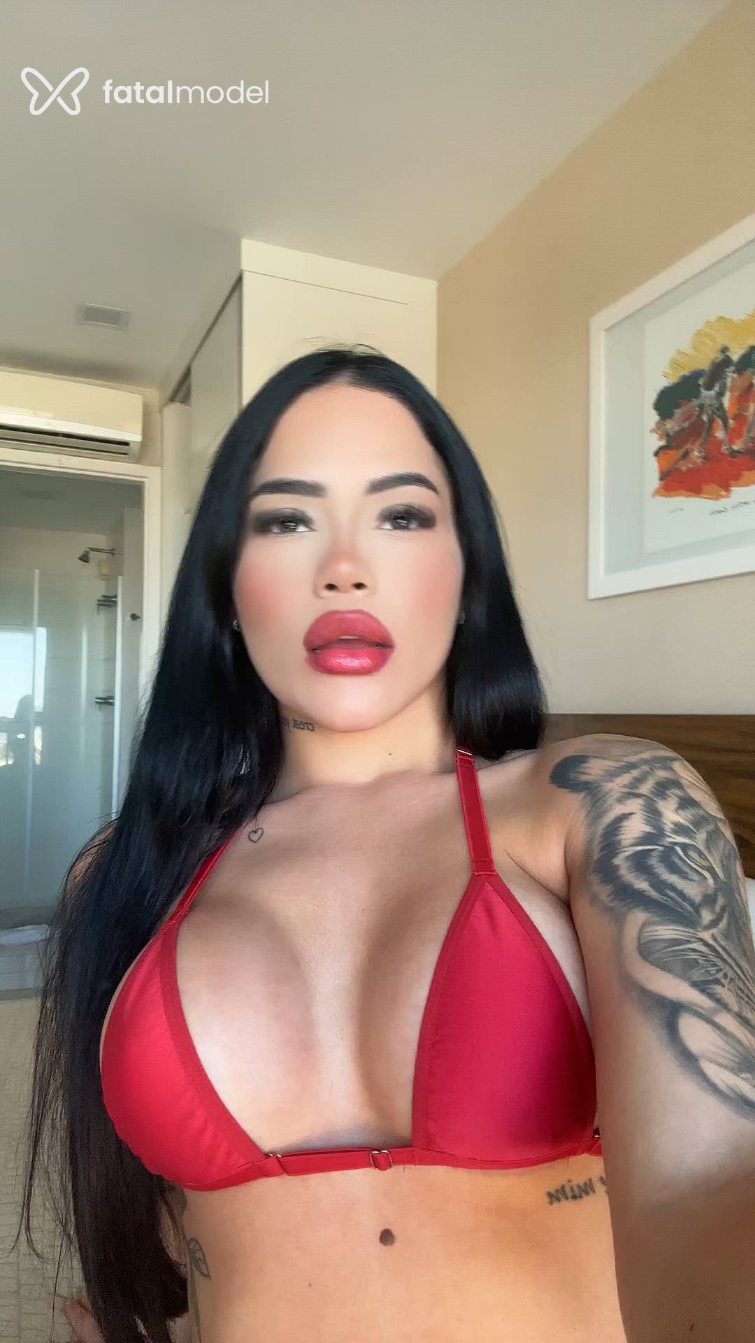 Acompanhante mulher morena (o) de olhos castanhos - Jade Rubi