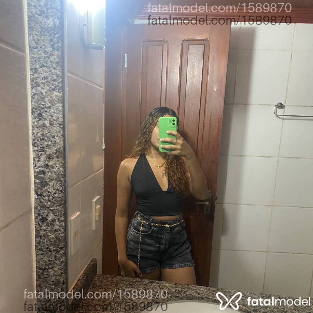 Acompanhante mulher loira (o) de olhos pretos em Rio Branco - Emmanuelle